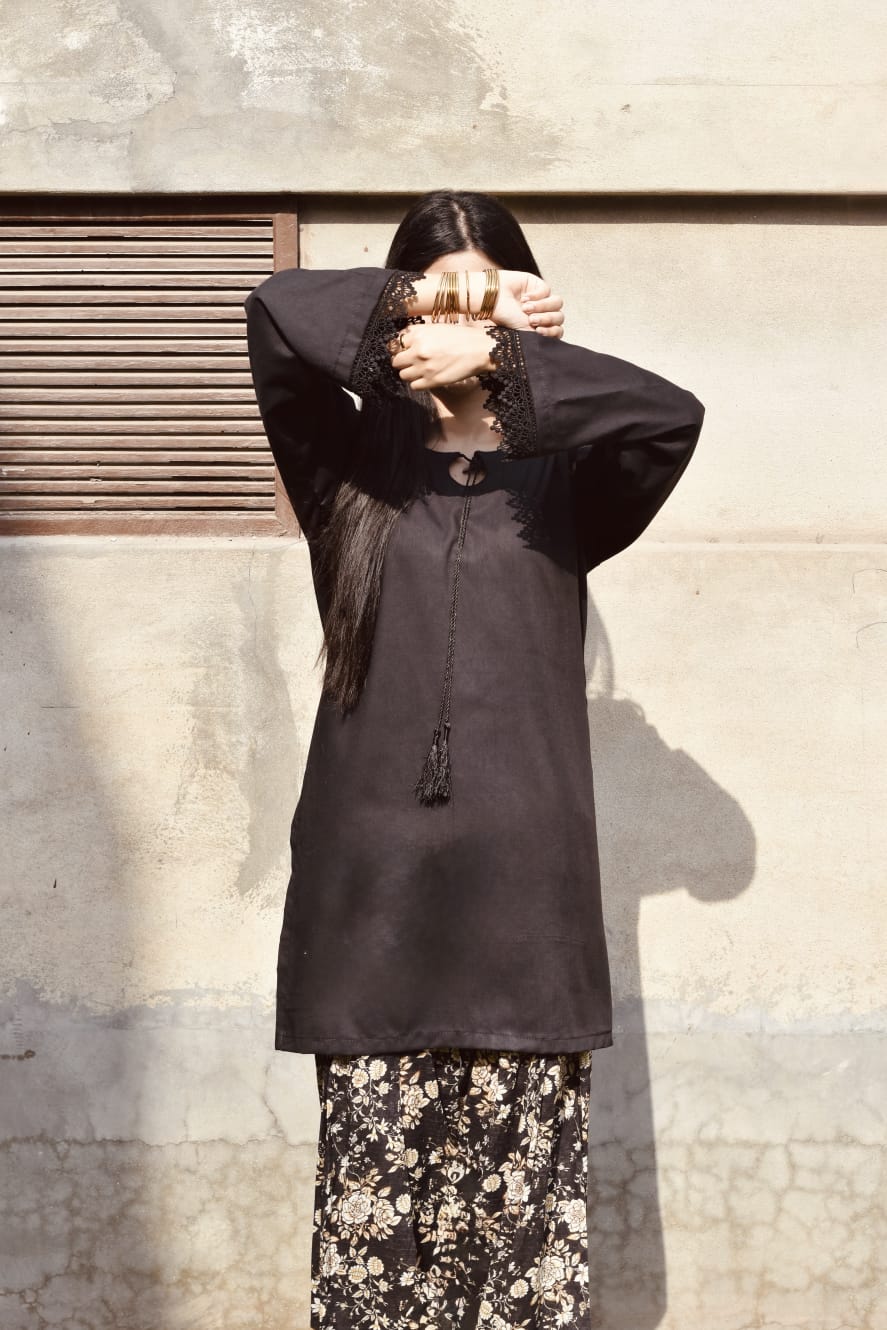 Black Floral Set