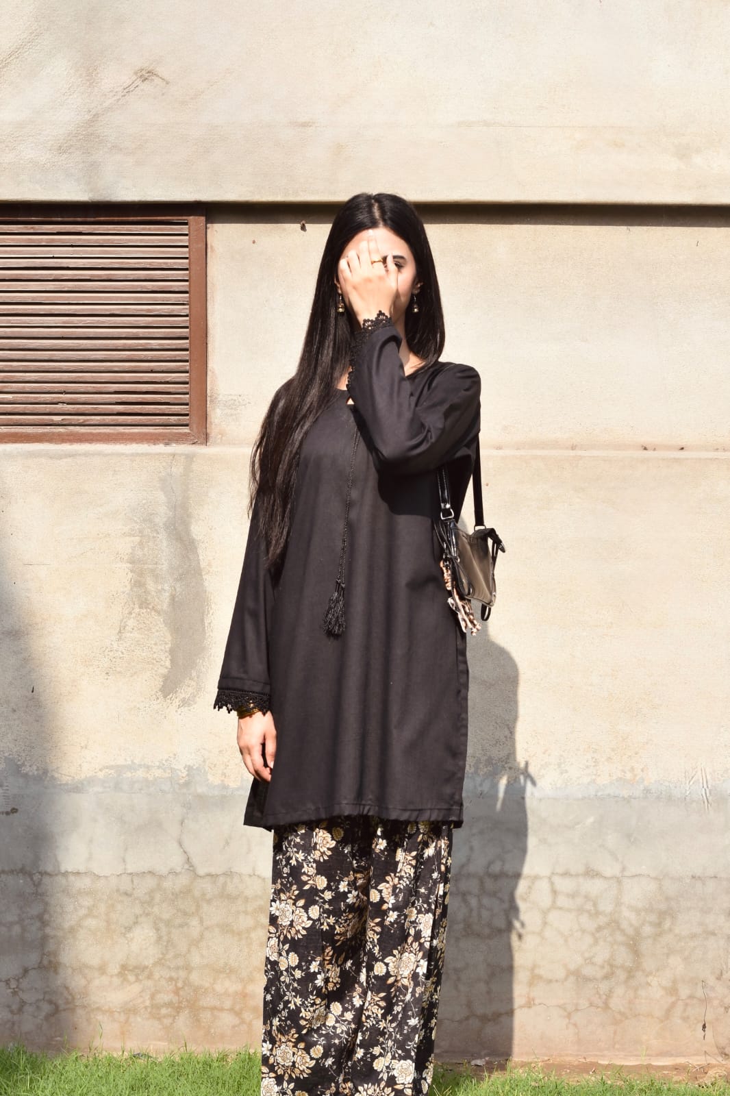 Black Floral Set