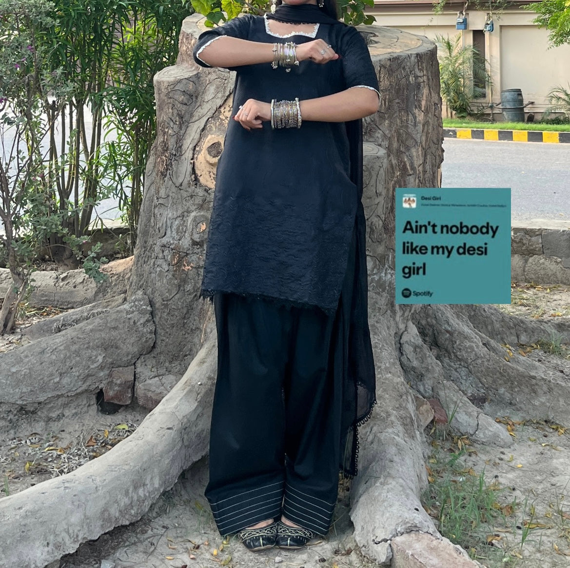 Black embroidered set