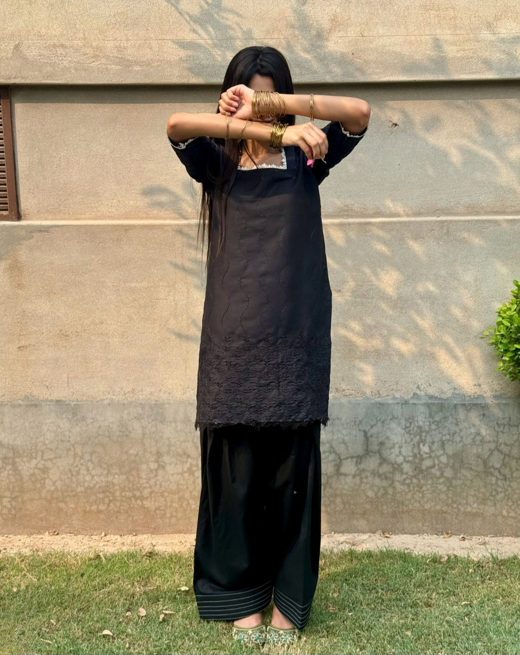 Embroidered Farshi sets